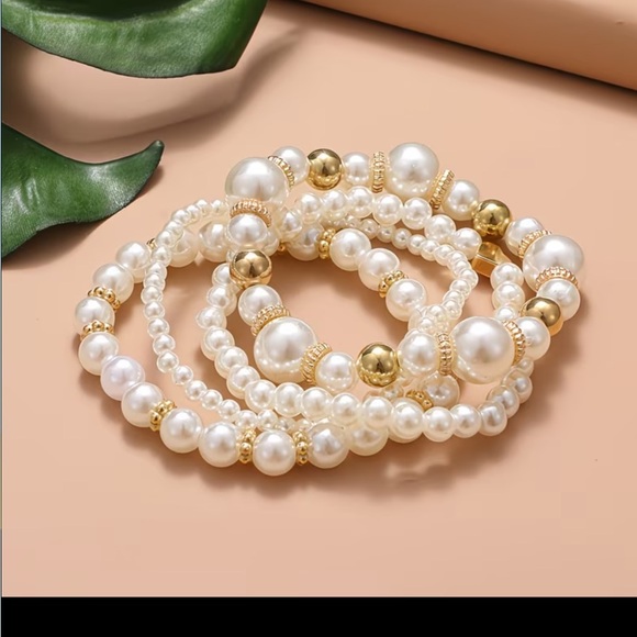 4pcs Elegant Vintage Minimalist CCB Imitation Pearl Beaded Bracelet Set w/Heart - Picture 6 of 9